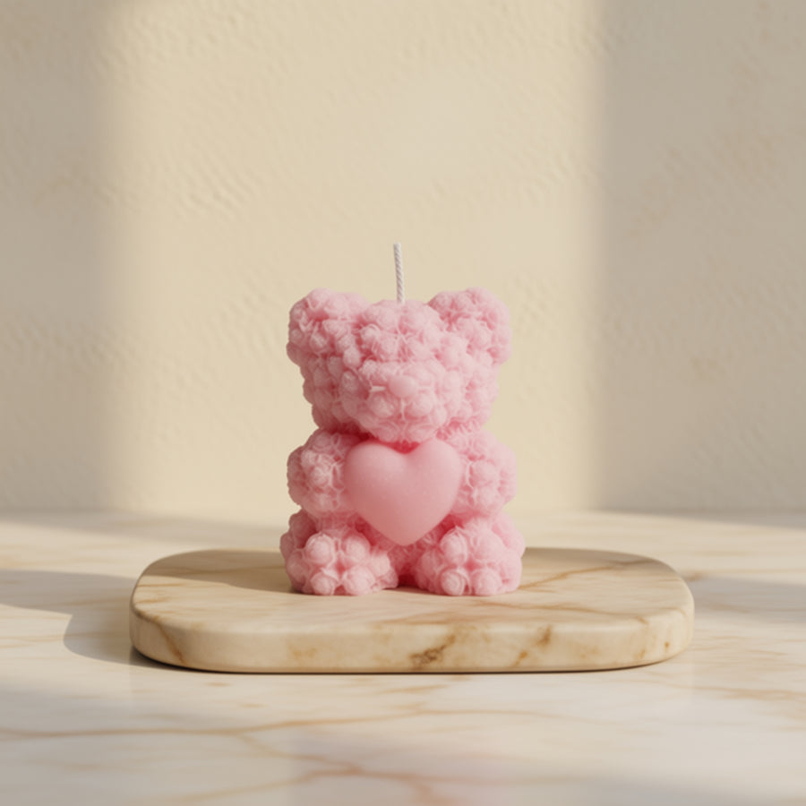 Candela orsetto di rose rosa delicato con cuore — bomboniera nascita e battesimo bimba, artigianale Piki Candles